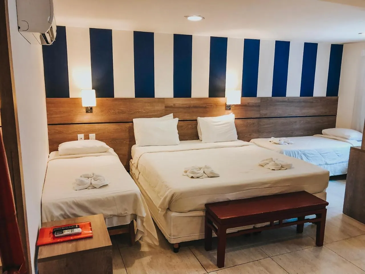 阿拉亚尔-杜卡布 普赖尼亚旅馆酒店 宾馆